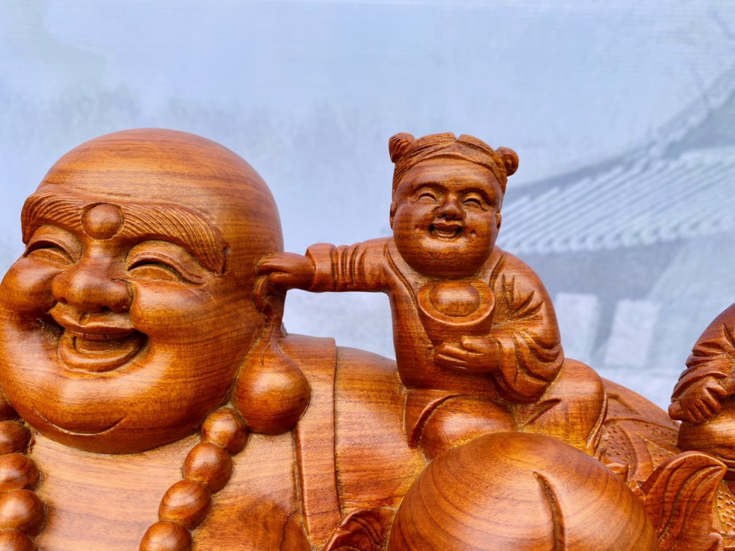 Tượng Di Lặc Ngũ Phúc Thuần Nghê Gỗ Hương Đá 34x60x33 cm