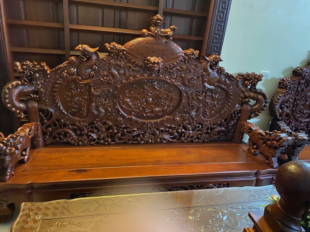 Đỉnh rồng gỗ hương ta bộ 12 món