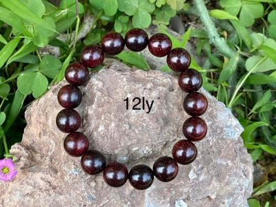Vòng tay gỗ Tử Đàn đỏ tím có sao vàng đa sắc