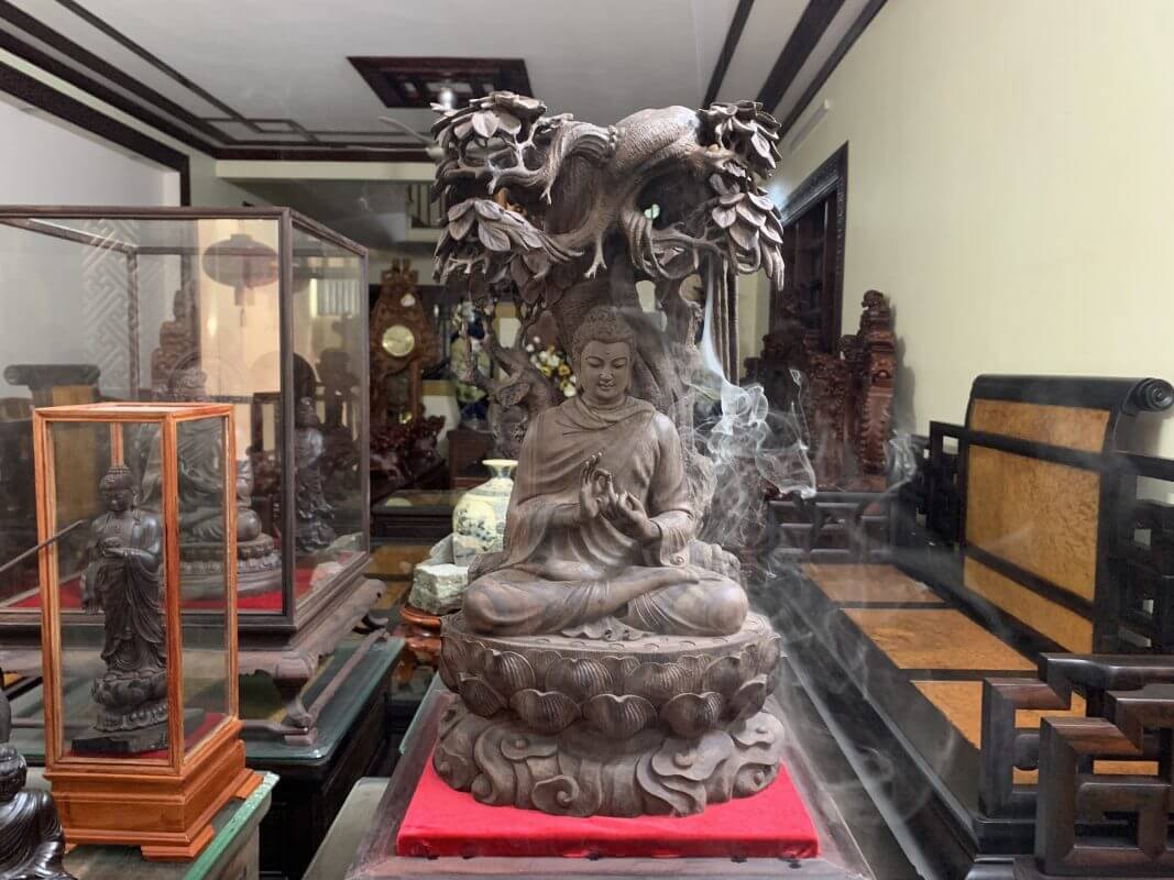 Phật Thích Ca ngồi dưới gốc bồ đề gỗ Tử Đàn đỏ tím - Ảnh 6